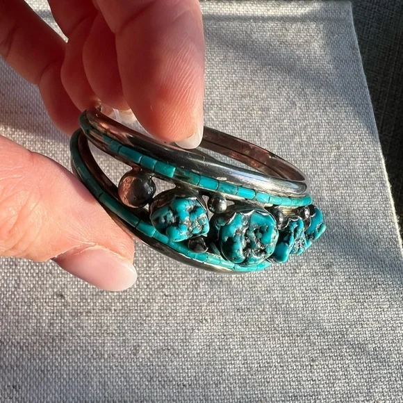 Large Native American Navajo Turquoise Sterling Silver Bangle